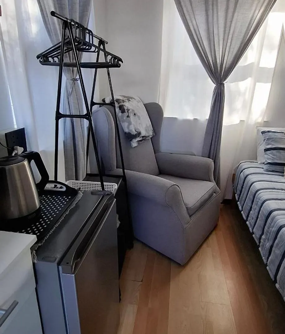 Grey Vine Cottage Κέιπ Τάουν 0*,